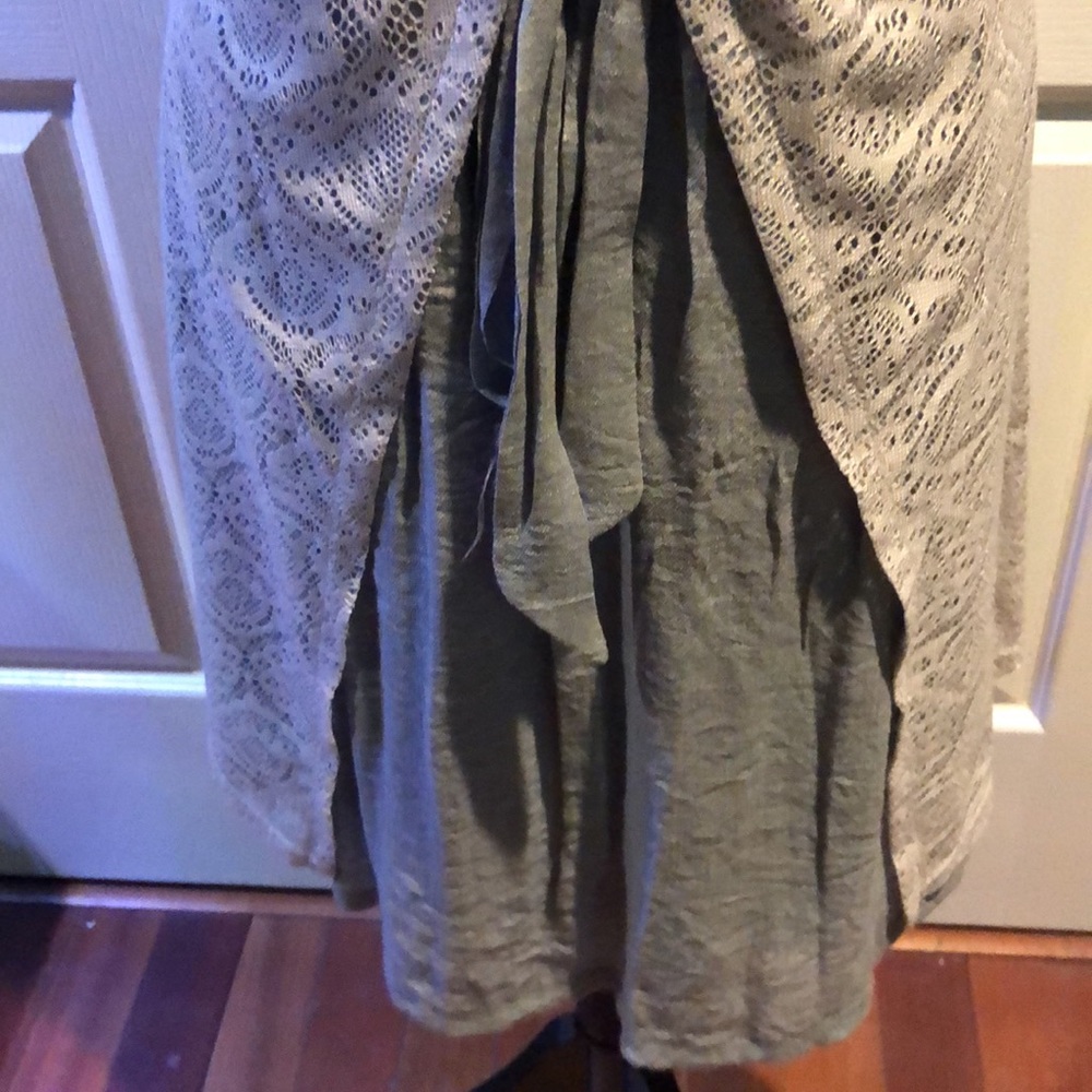 A’reve sleeveless dress - Picture 7 of 13